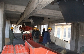 鶴壁煤化機械現(xiàn)場安裝