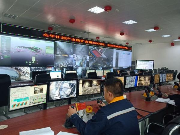 淺析溜井放礦機(jī)為什么要加指狀閘門(mén)？