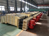 如何解決甲帶給料機(jī)堵倉漏料維修量大難題？——鶴壁煤化機(jī)械